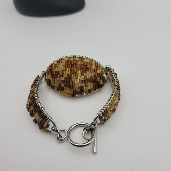 Chunky Brown Bead And Silver Tone Toggle Bracelet - Picture 1 of 6